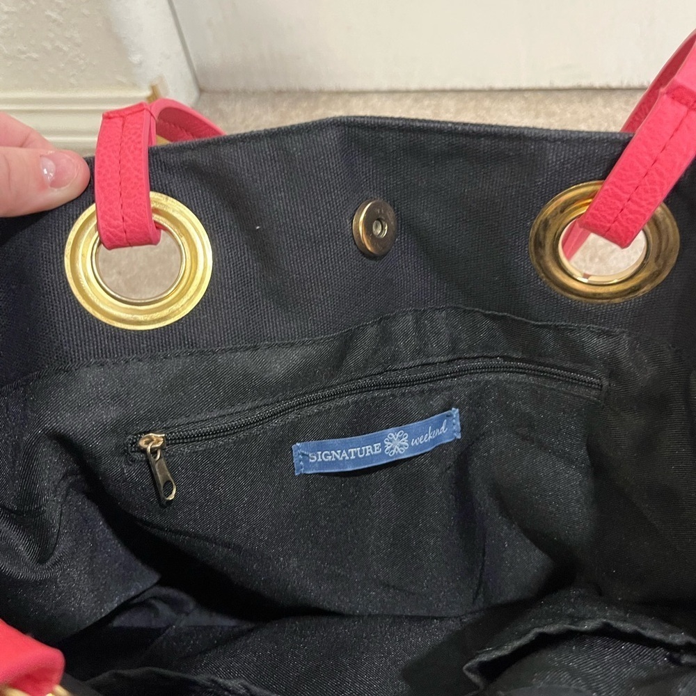 Avon Signature Weekend Floral Appliqué Tote Bag - Picture 7 of 9